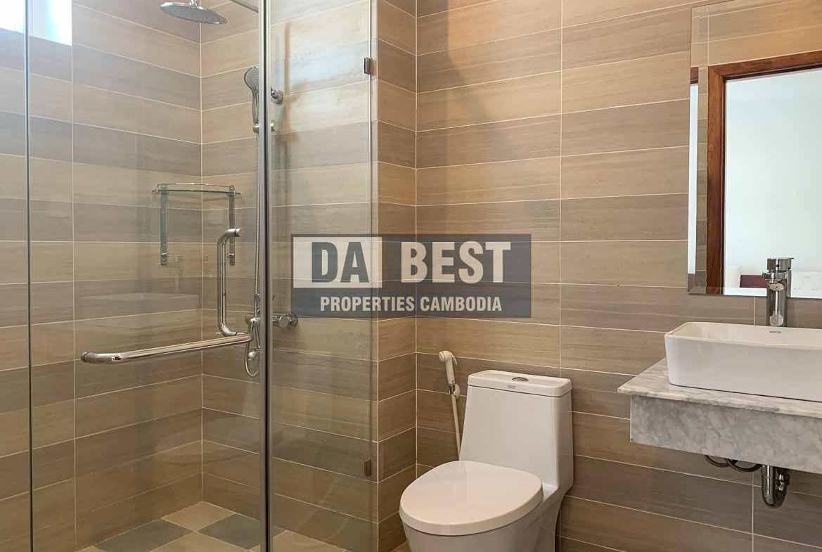 Spacious 2br apartment for rent in Phnom Penh - Russian market - Toul Tumpoung -10