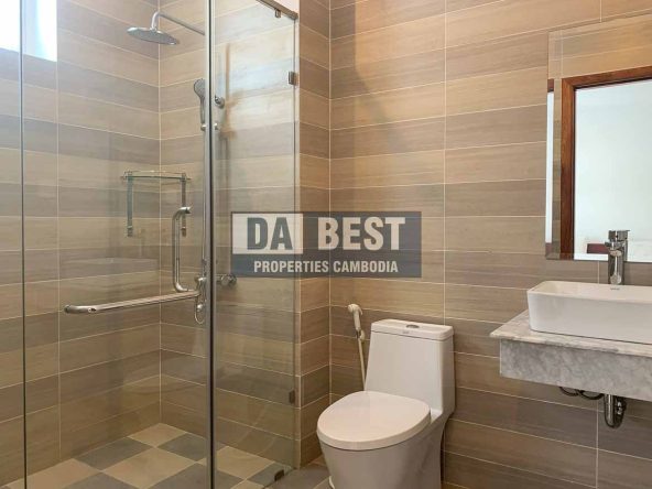 Spacious 2br apartment for rent in Phnom Penh - Russian market - Toul Tumpoung -10