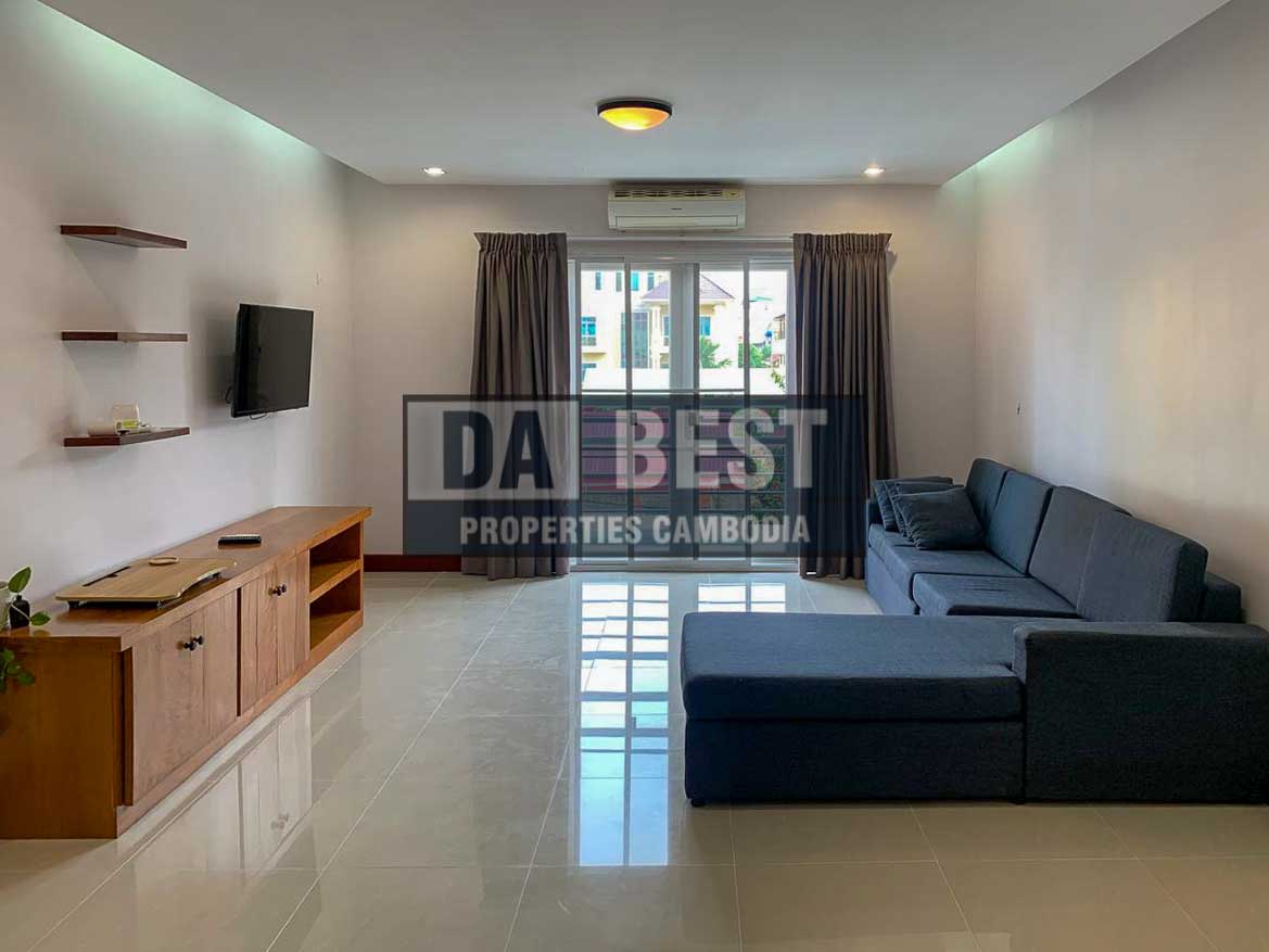 Beautiful 2Bedroom Apartment for rent in Toul Tumpoung - Phnom Penh - Full view of the livingroom area