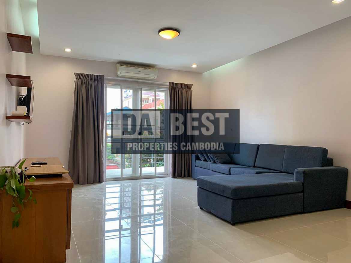 Beautiful 2Bedroom Apartment for rent in Toul Tumpoung - Phnom Penh - livingroom area