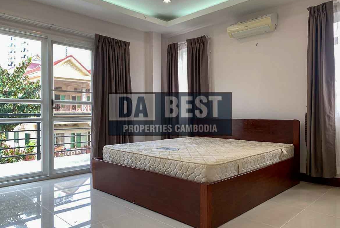 Beautiful 2Bedroom Apartment for rent in Toul Tumpoung - Phnom Penh - a second view from the bedroom