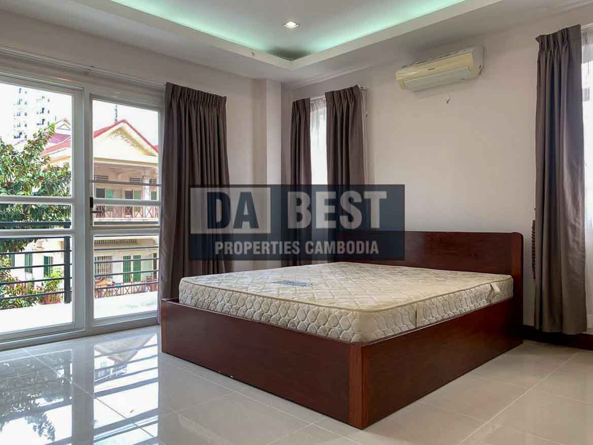 Beautiful 2Bedroom Apartment for rent in Toul Tumpoung - Phnom Penh - a second view from the bedroom