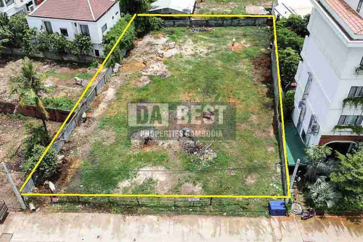 Land For Sale In Siem Reap-Svay Dangkum-Closed To Old Market