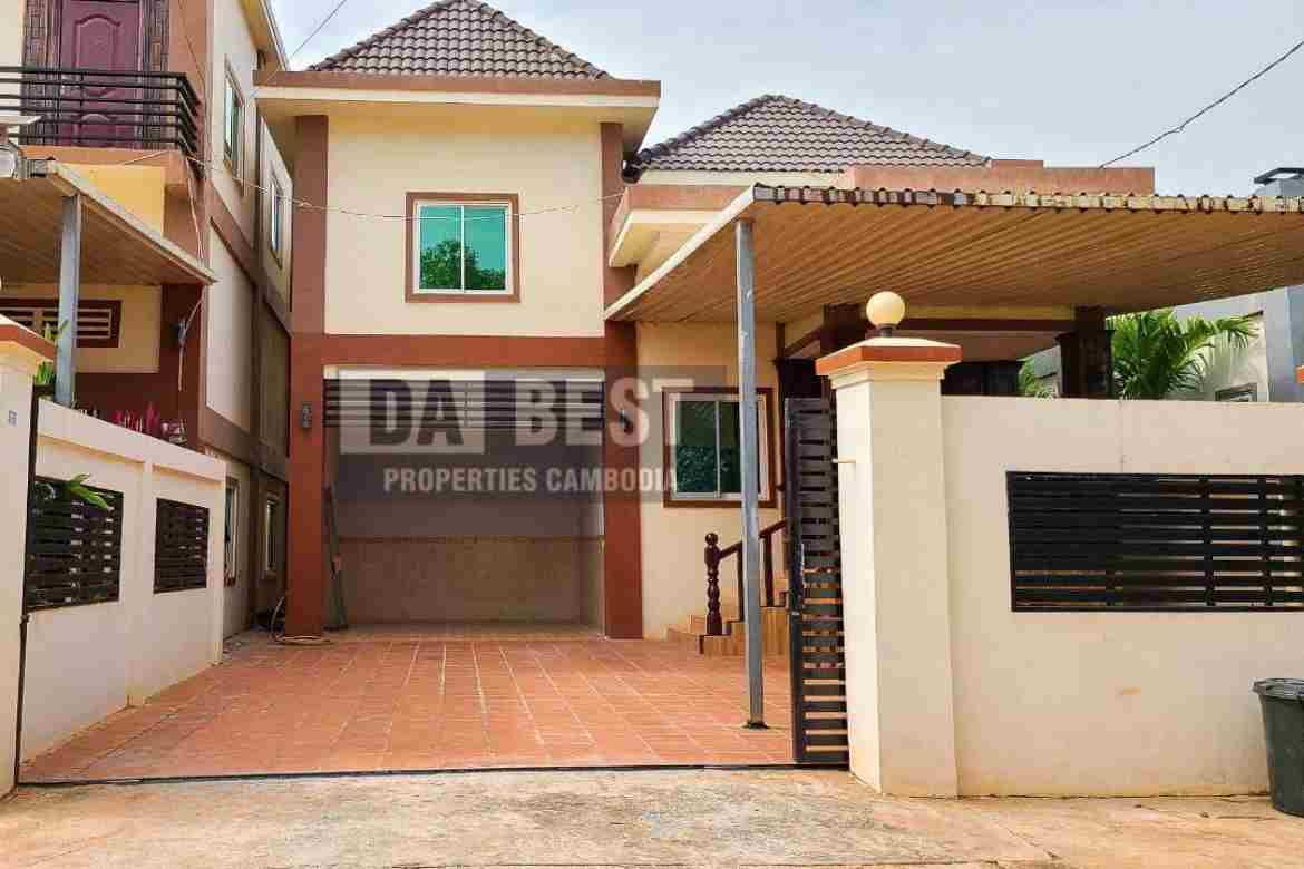 Villa 4 Bedrooms for rent in Siem Reap - Sangkat Svay Dangkum