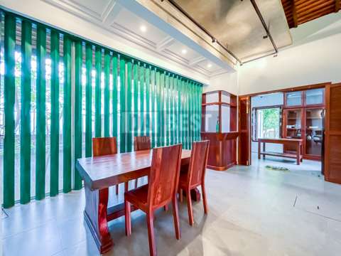 Private Villa For Rent With Swimming Pool In Siem Reap – Dining area