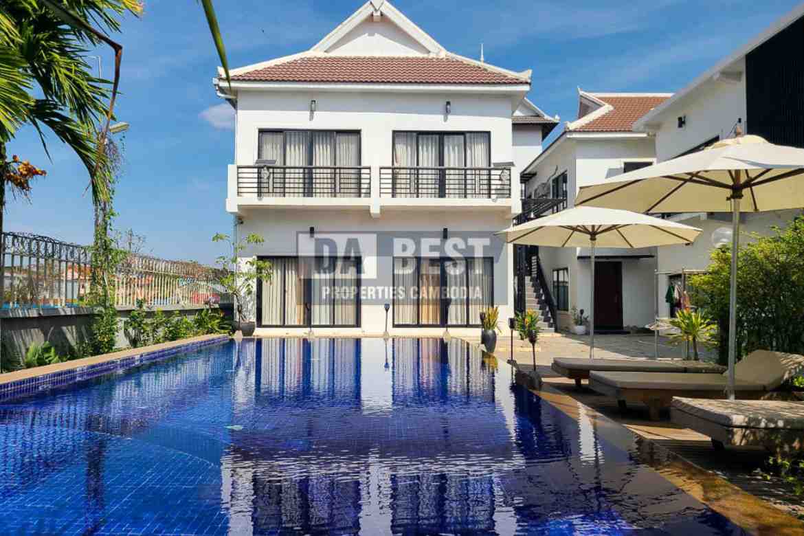 Villa 4 Bedroom for rent with Shared Swimming pool in Siem Reap-Svay Dangkum