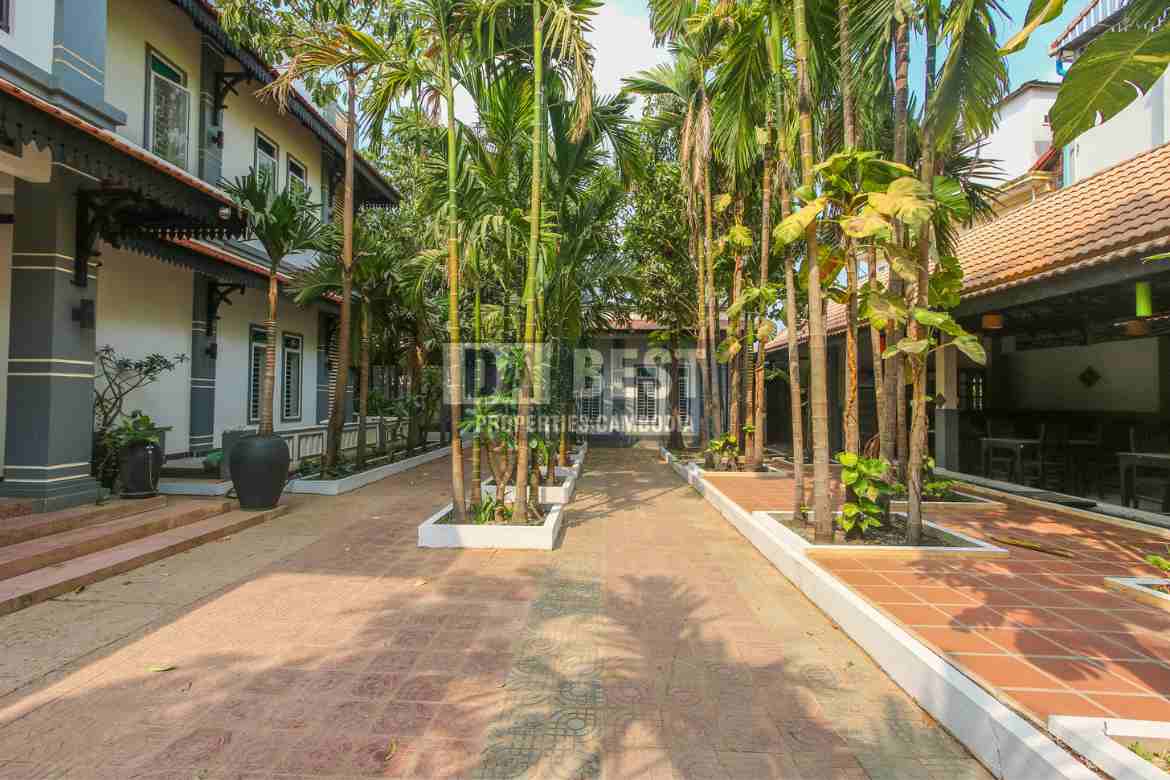 Hotel for Sale in Siem Reap-Garden