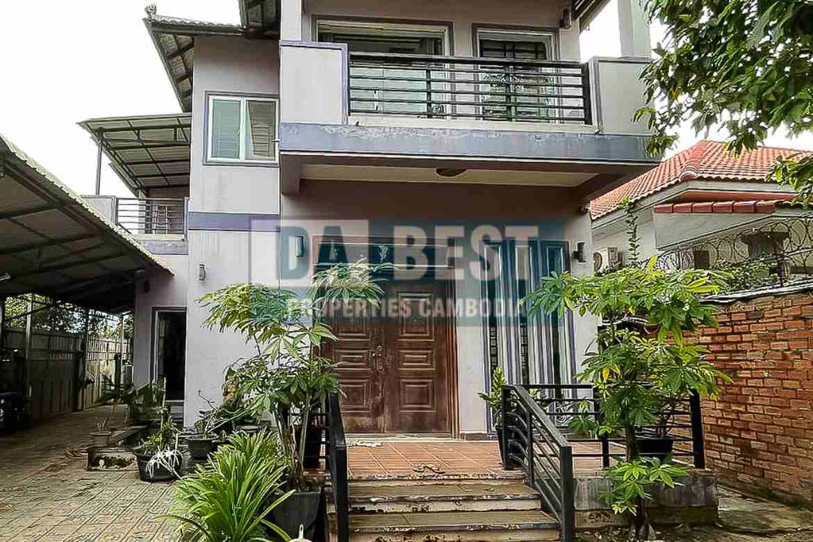 Houes 4Bedroom for rent in Siem Reap - Sala Kamreauk