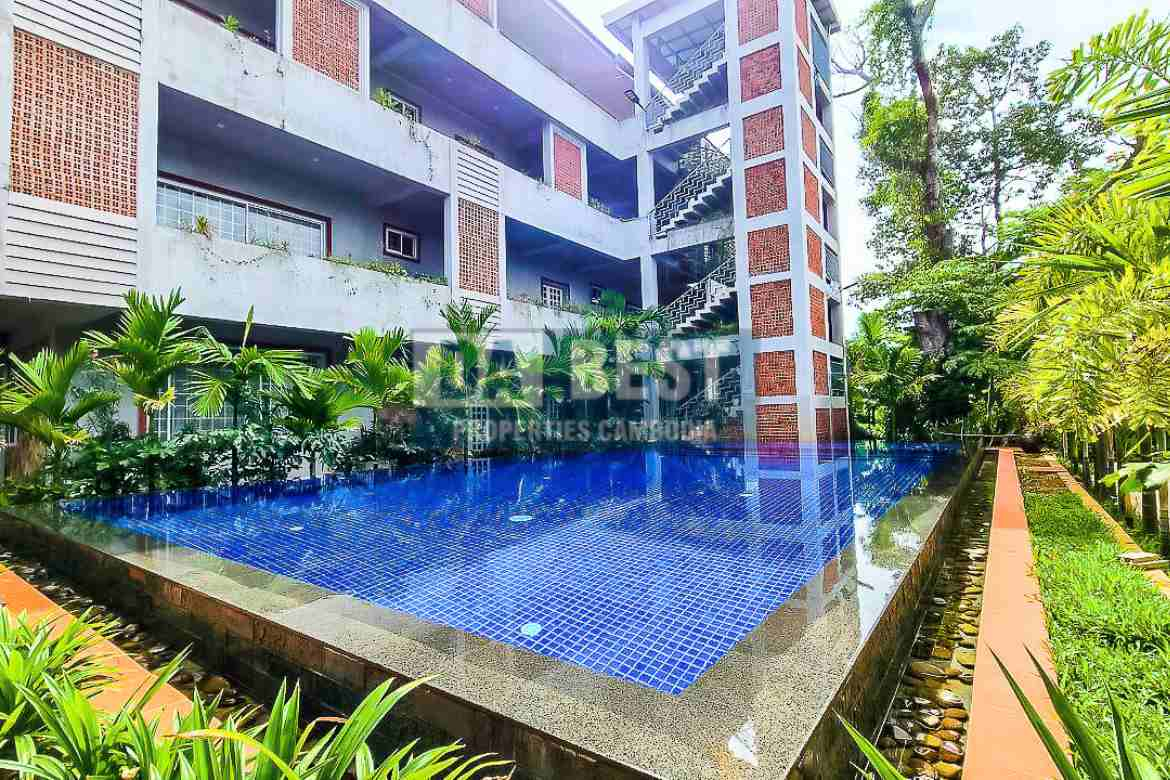 2 bedroom apartment for rent in siem reap - slor kram- swimming pool (1)