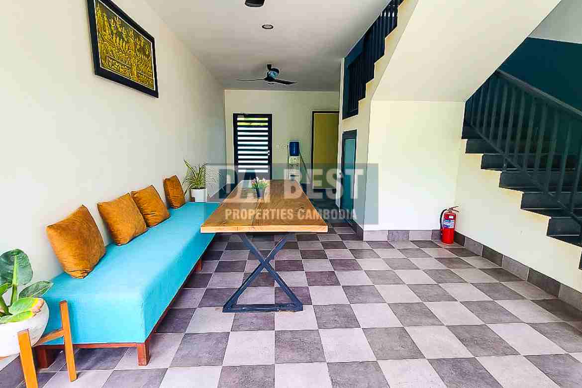 Apartment For Rent With Swimming Pool Siem Reap- Swimming pool (2)