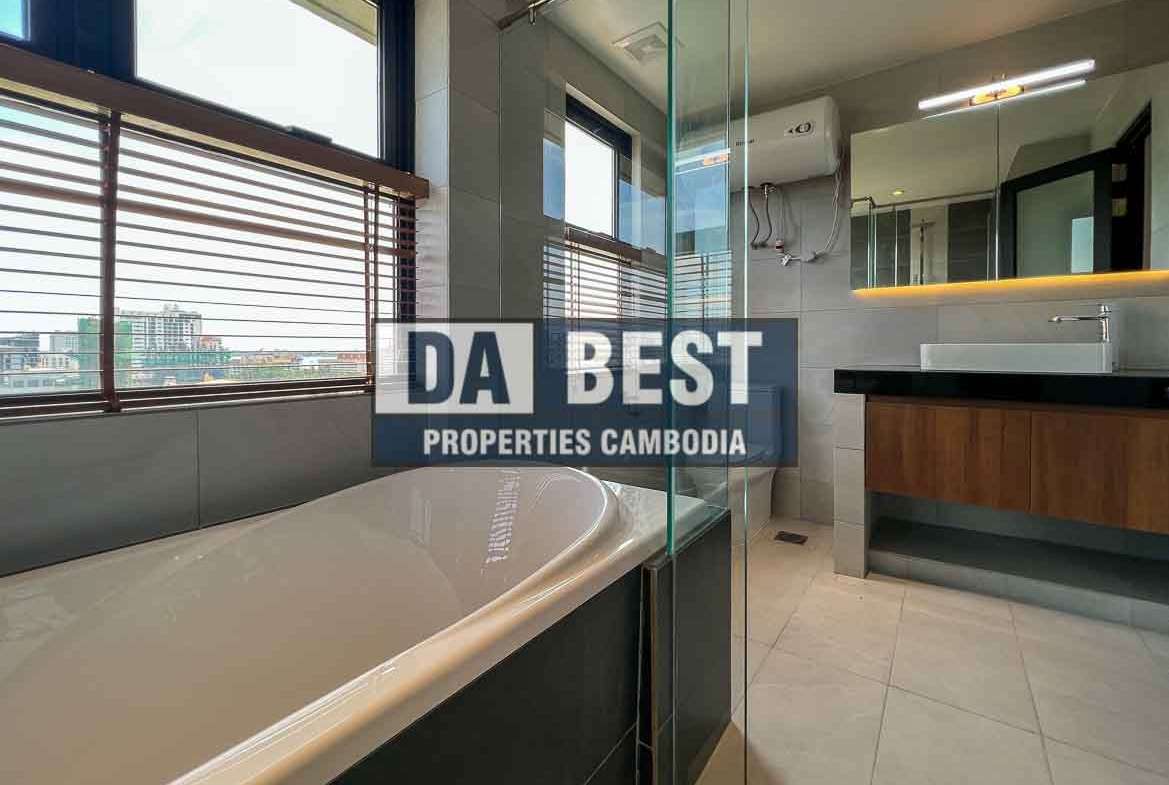 Modern Apartment for rent in Phnom Penh - Tonle Bassac - Bathroom