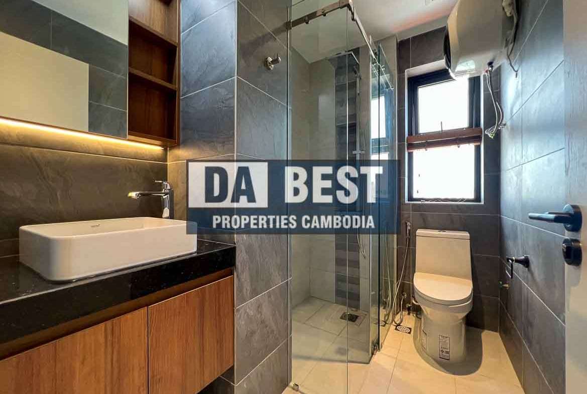 Modern Apartment for rent in Phnom Penh - Tonle Bassac - bathroom