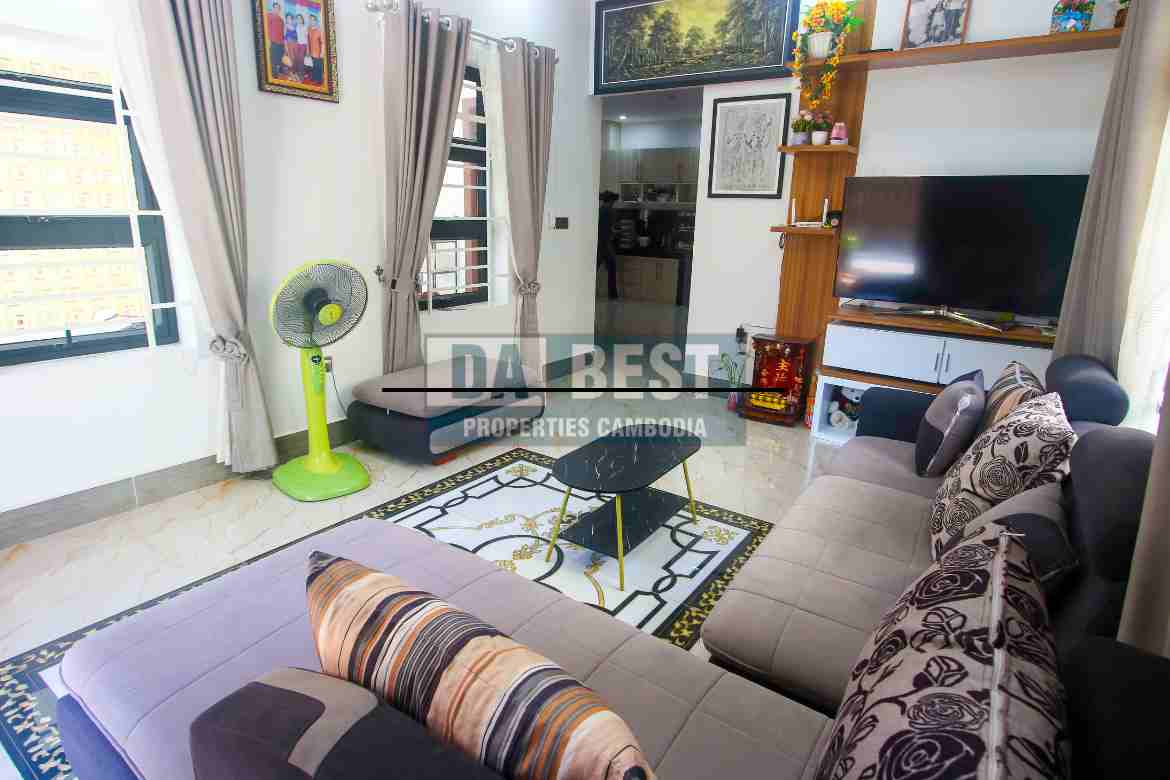New Modern House 4 Bedroom For Rent In Siem Reap - Sla Kram - Living room - 3