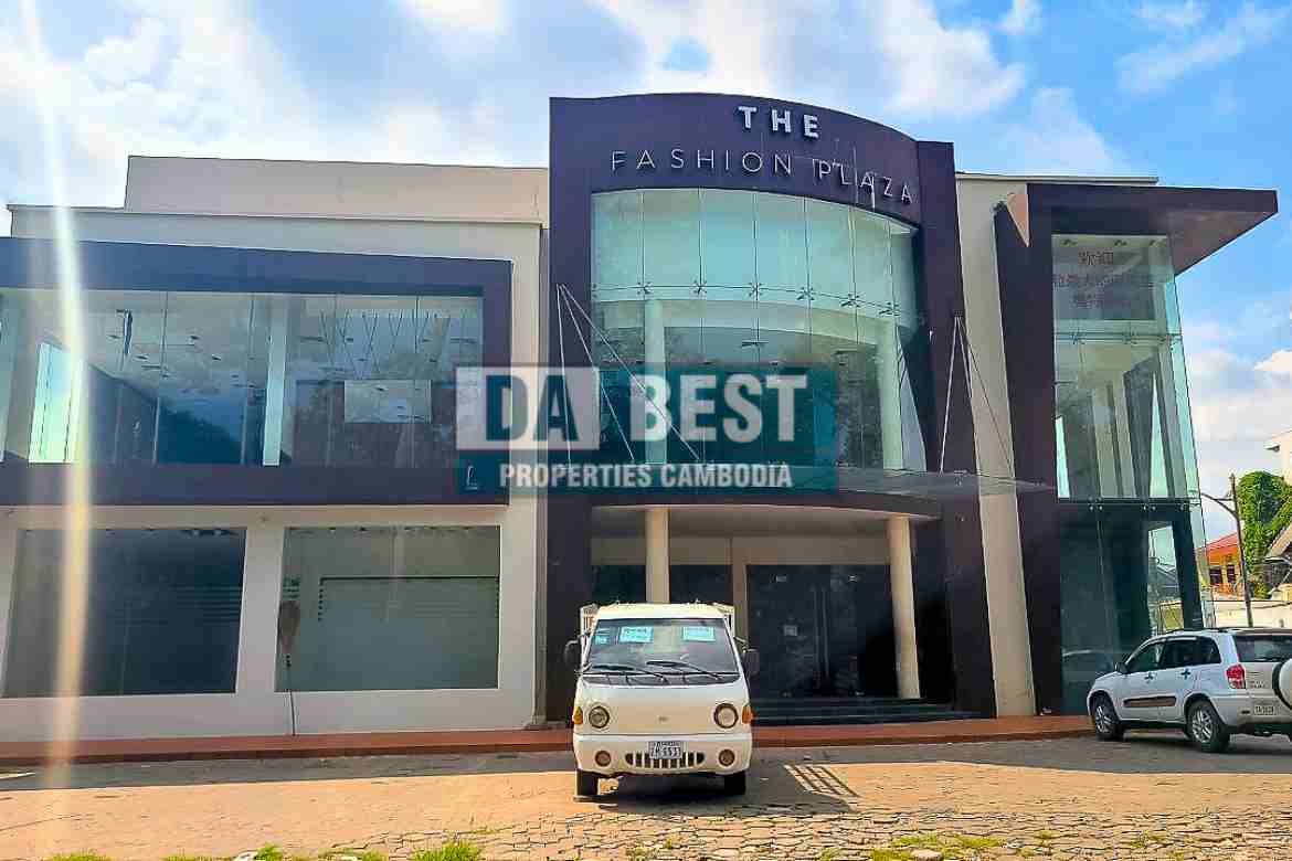 Commercial Space for rent River side - Building size