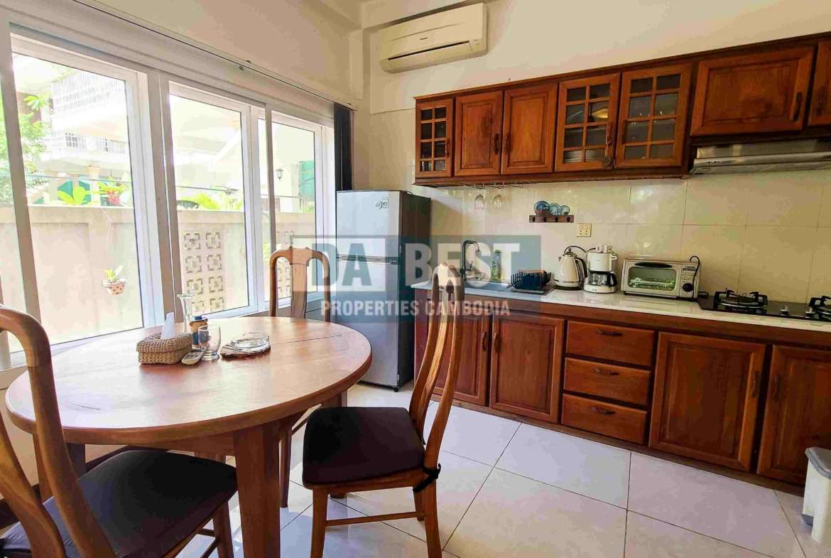 Modern Private Villa 4 Bedroom For Rent in Siem Reap - Kitchen area -1