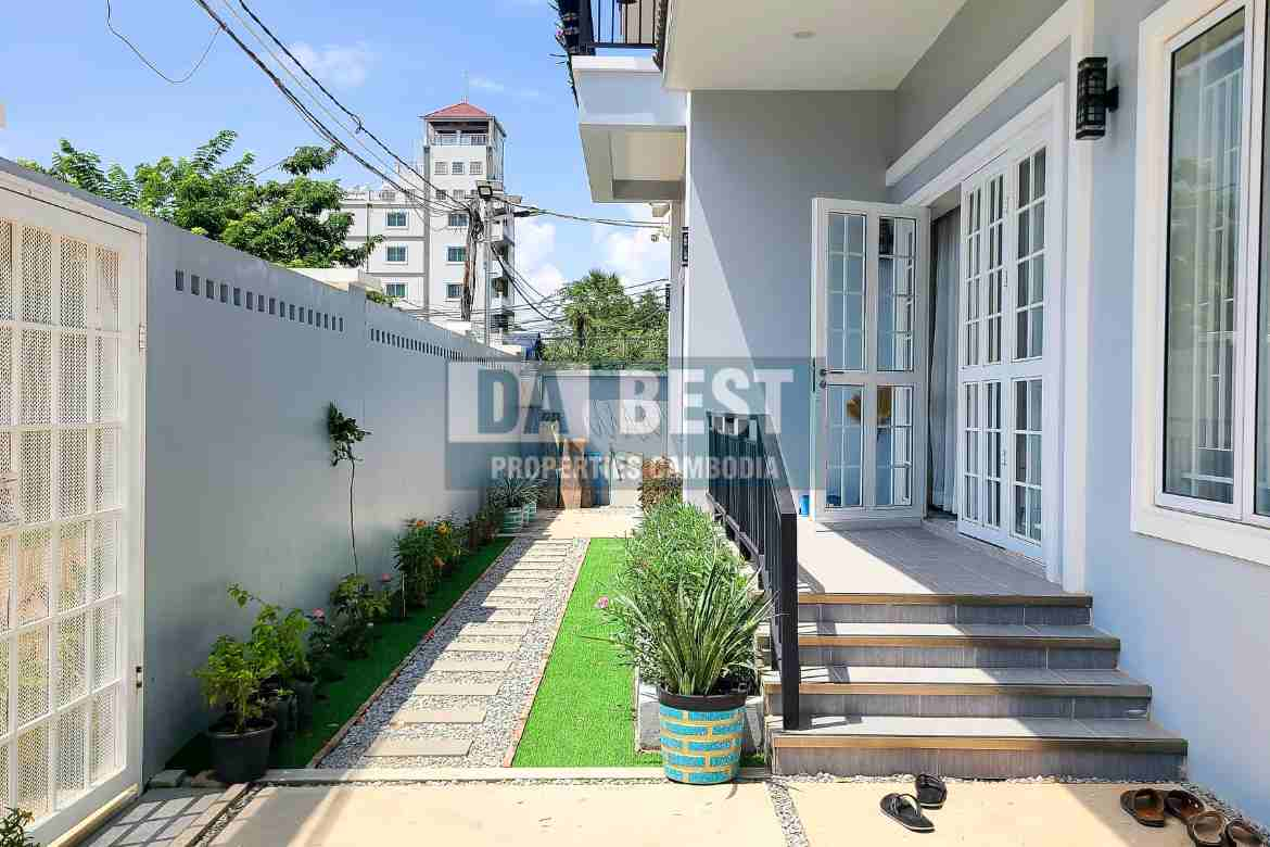 Private House 3 Bedroom For Rent in Siem Reap - Svay Dangkum -Garden