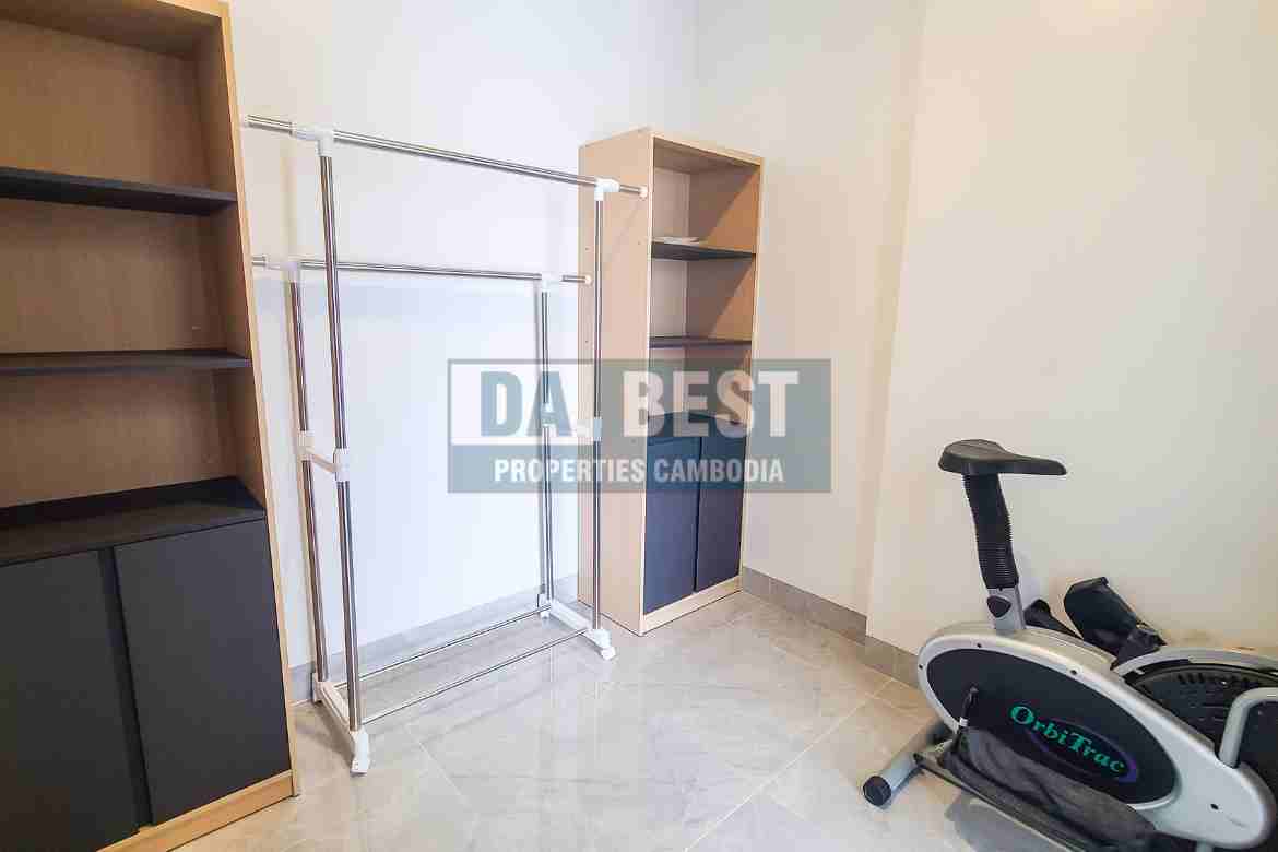 Private House 3 Bedroom For Rent in Siem Reap - Svay Dangkum - Gym room