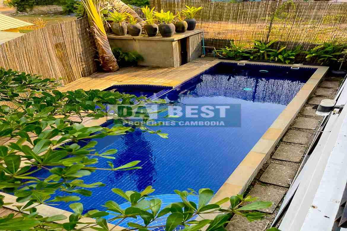 Private Villa 5 Bedroom With Swimming pool For Sale in Siem Reap - Svay Dangkum