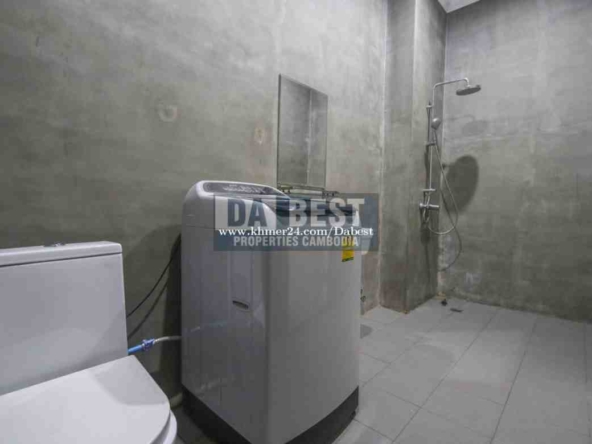 Large 2 Bedroom Apartment For Rent In Siem Reap Walking Distance To Central Park - Bathroom