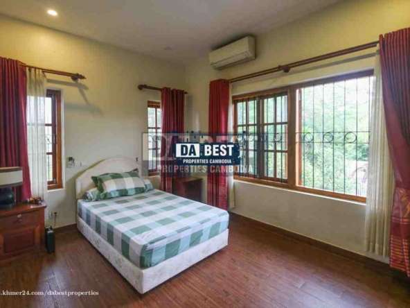 Private Villa 5 Bedroom with Pool For Rent in Siem Reap - Sala kamreuk - Bedroom - 1