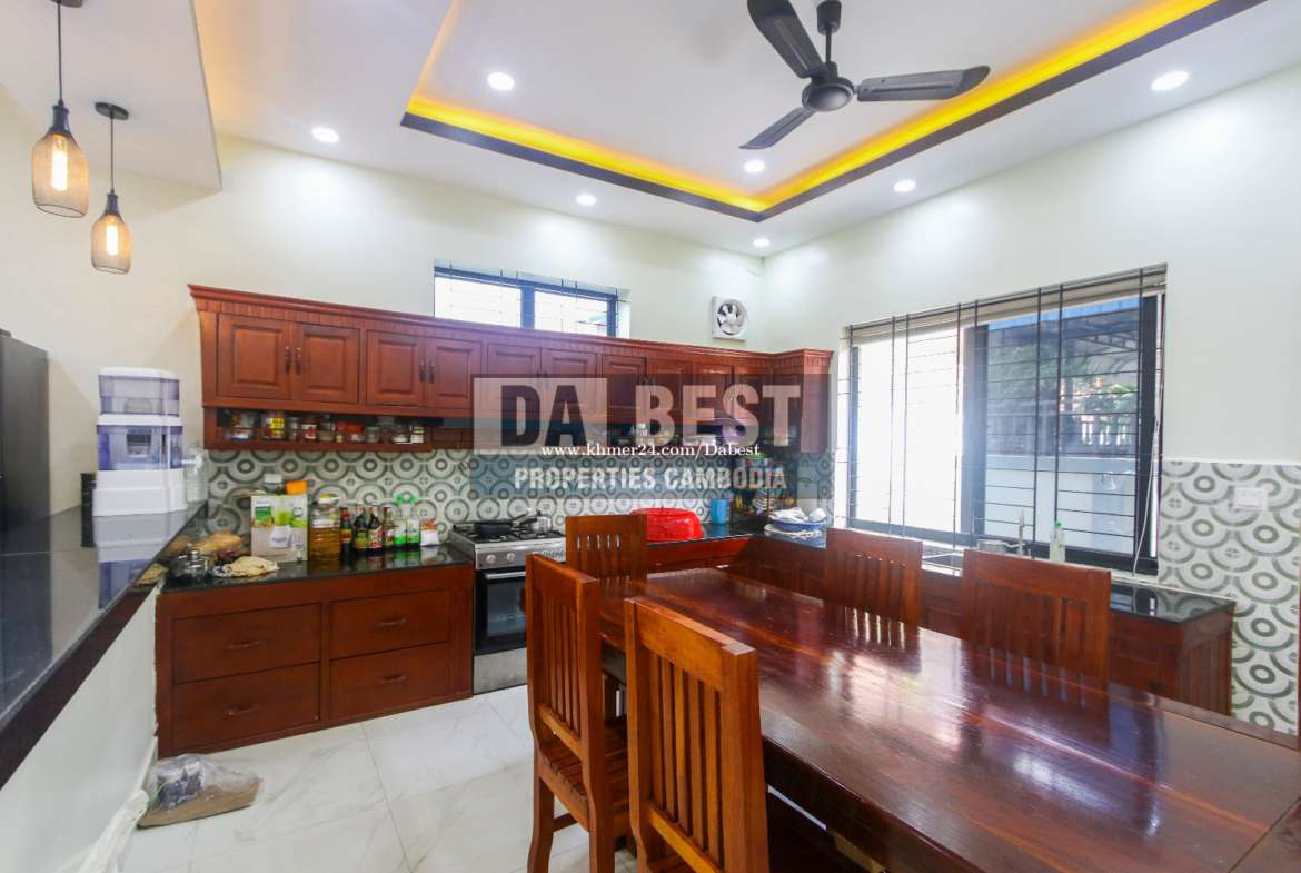 4 Bedroom Villa for Rent in Siem Reap-Wat Bo