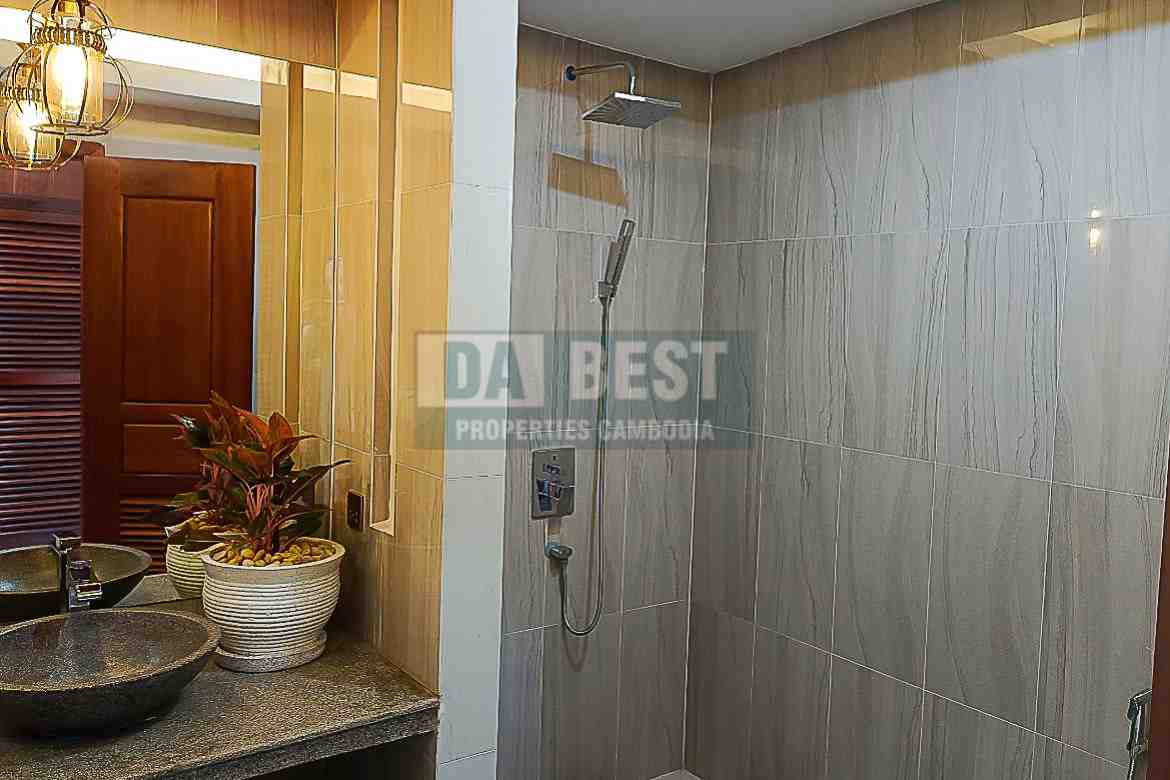 36-Room Boutique Hotel For Rent In Krong Siem Reap - Bathroom - 1