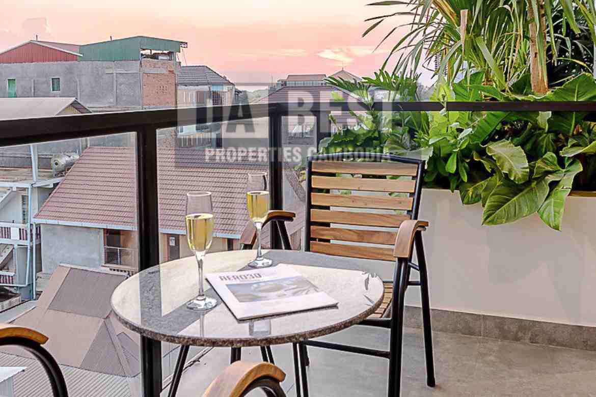 Central 1 Bedroom Serviced Apartment For Rent In Siem Reap With Modern Living Room, Kitchen And Swimming Pool - Balcony