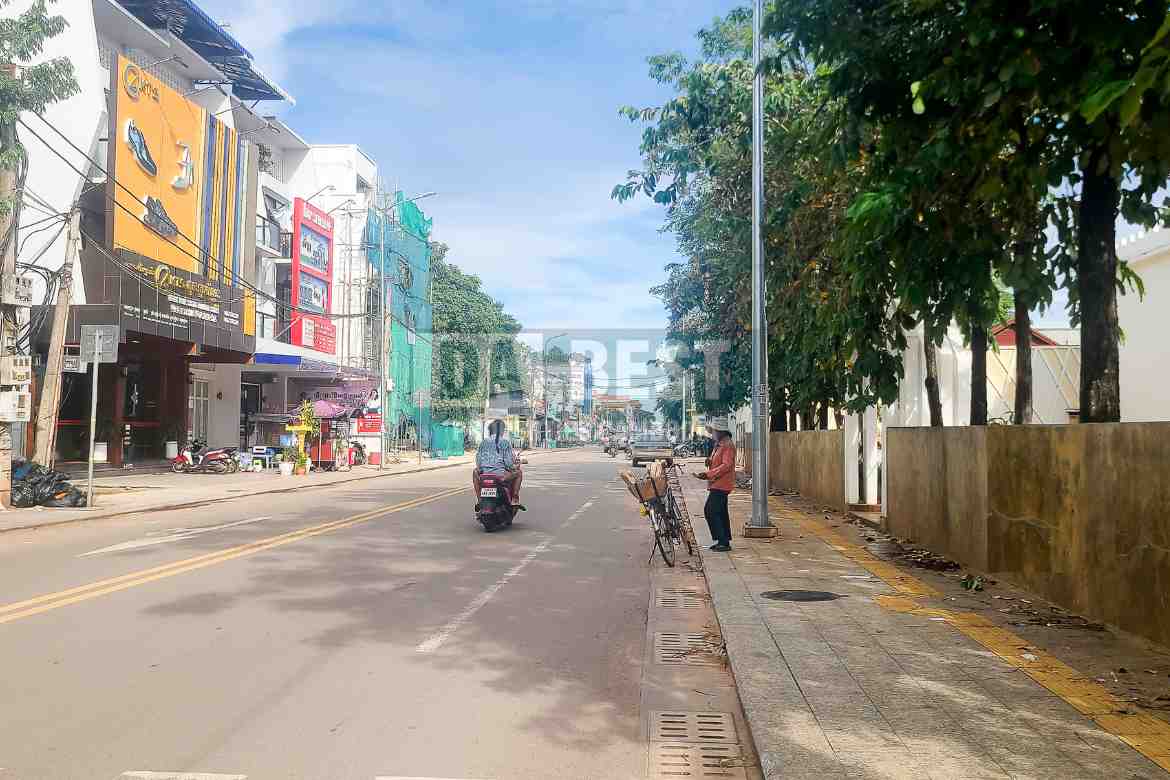 Commercial Space for Rent in Krong Siem Reap - Sala Kamreuk (1)