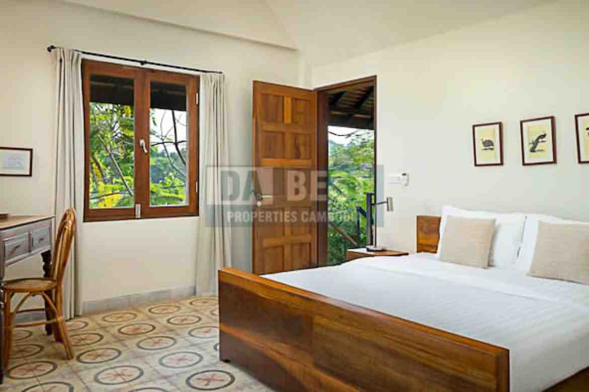 Private House With Swimming Pool For Sale in Krong Siem Reap - Bedroom - 1