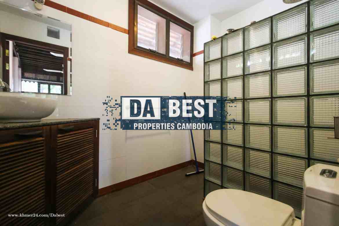 Wooden House 2 Bedroom For Rent In Siem Reap - Sala Kamreuk - Bathroom