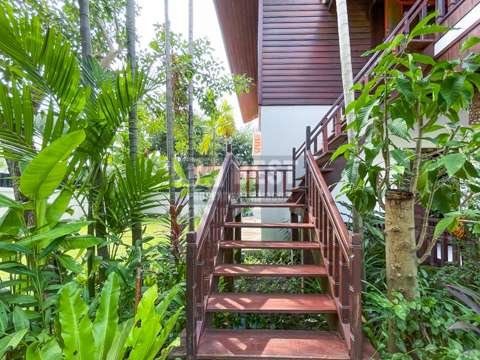Wooden House 4 Bedrooms for Rent with Private Swimming Pool in Siem Reap - Parking-2