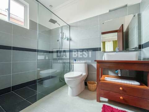 1 Bedroom Apartment With Pool For Rent In Svay Dankum – Bathroom