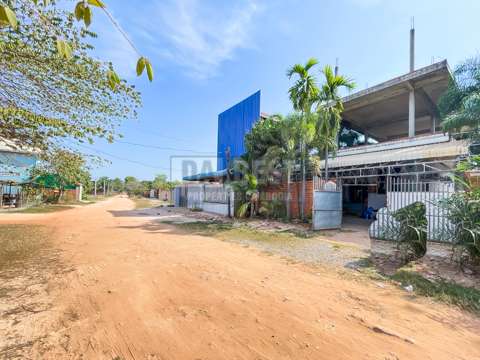 House 1 Bedroom For Sale In Siem Reap - Road 15m
