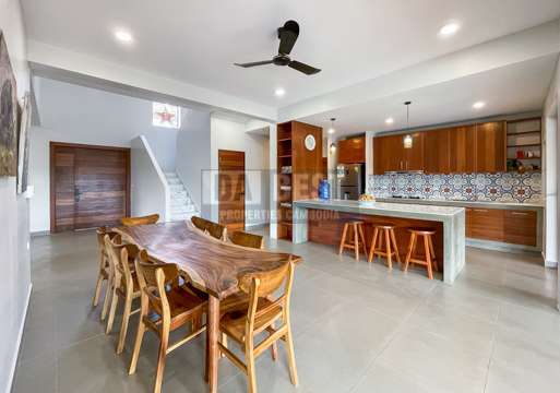 Private Villa 4 Bedroom With Swimming Pool For Sale In Siem Reap - Kitchen area