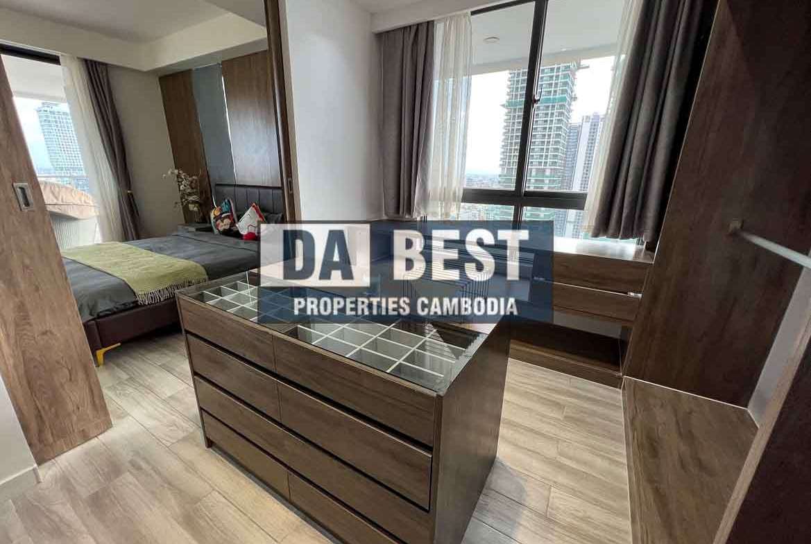 Picasso City Garden: 5 Bedrooms Penthouse for Sale in Phnom Penh - dressingroom