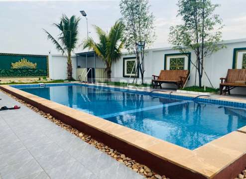 Private Villa 2 Bedrooms with Pool For Rent In Siem Reap – Swimming Pool-2