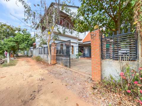2 Bedroom House For Sale In Siem Reap –Road